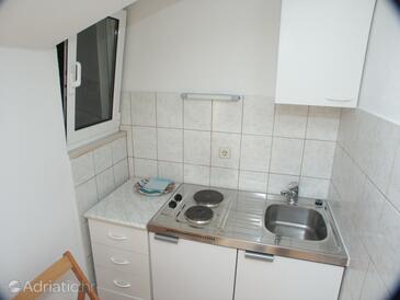 Ferienwohnungen mit Pool für Familien Okrug Gornji, Ciovo - 2098