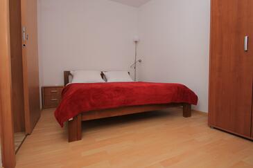 Ferienwohnungen mit Parkplatz Kastel Kambelovac, Kastela - 20993