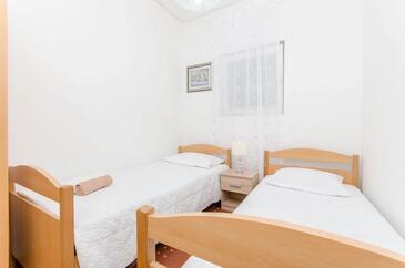 Ferienwohnungen mit Parkplatz Kastel Novi, Kastela - 20997