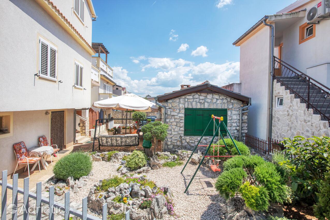 Ferienwohnungen mit Parkplatz Pirovac, Sibenik - 21008