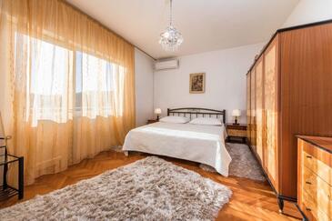 Ferienwohnungen am Meer Poljica, Trogir - 21041