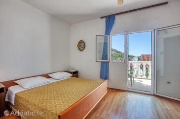 Appartamenti accanto al mare Stupin Celine, Rogosnizza - Rogoznica - 21043