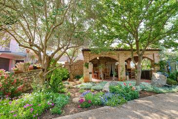 Alloggio Croazia - appartamenti, case vacanze e stanze Camere con parcheggio privato Lussingrande - Veli Lošinj, Lussino - Lošinj - 21045 Adriatic.hr