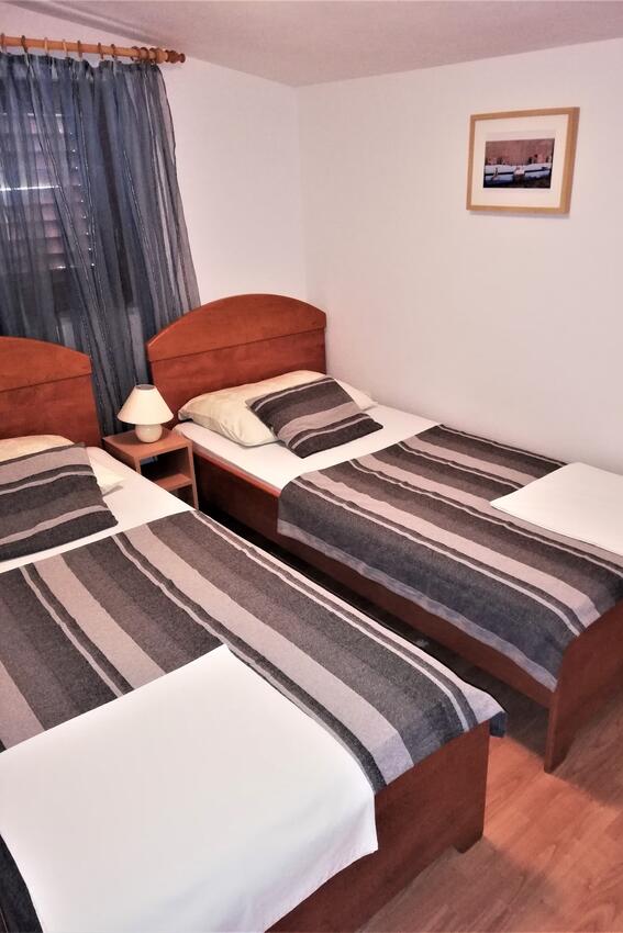 Apartmány s parkovištěm Vir - Lozice, Vir - 21047