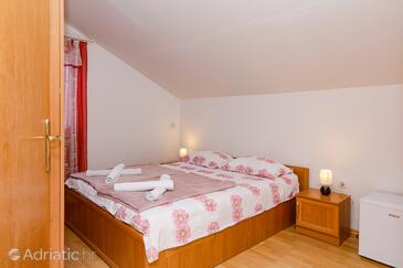 Ferienwohnungen mit Parkplatz Biograd na Moru, Biograd - 21048