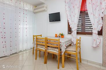 Apartmanok parkolóhellyel Biograd na Moru, Biograd - 21048