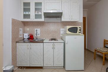 Apartments with parking space Biograd na Moru, Biograd - 21048