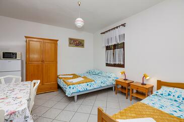 Apartments with parking space Biograd na Moru, Biograd - 21048