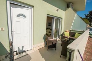 Dvojizbový apartmán Omiš (A-21058-a(
