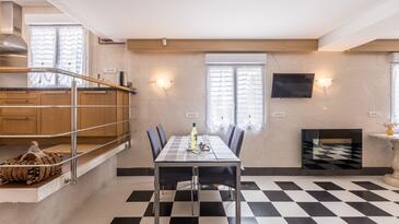 Apartmani uz more Mavarštica (Čiovo) - 21062