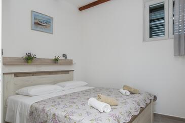 Ház családok részére medencével Primošten Burnji, Primosten - 21068