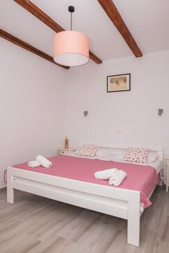 Ház családok részére medencével Primošten Burnji, Primosten - 21068