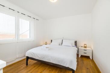 Apartamente cu parcare Sibenik - 21075