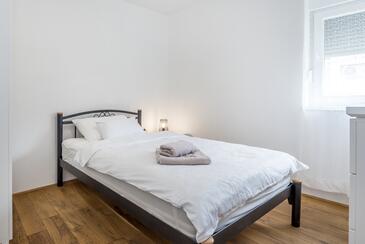 Apartamente cu parcare Sibenik - 21075