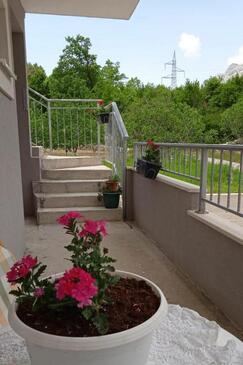 Sommerhus med parkering Ostrvica, Omis - 21086