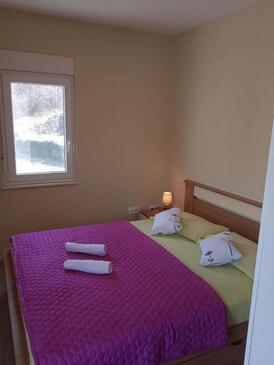 Sommerhus med parkering Ostrvica, Omis - 21086