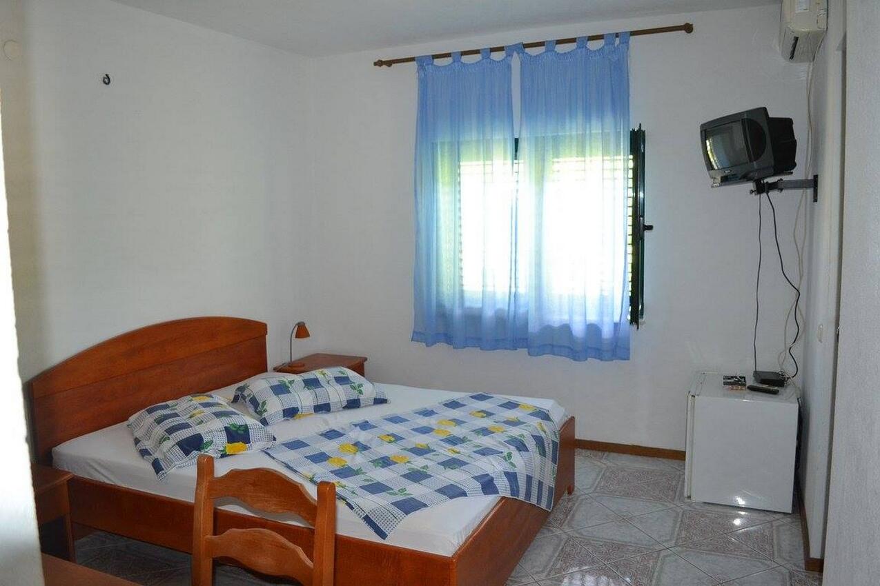 Apartmanok és szobák a tenger mellett Loviste, Peljesac - 21096