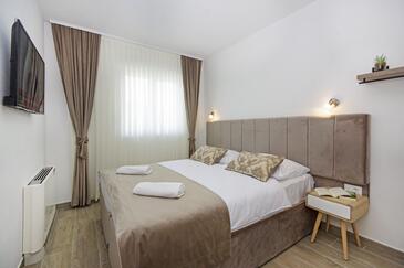 Rodinné apartmány s bazénem Promajna, Makarská - Makarska - 21102