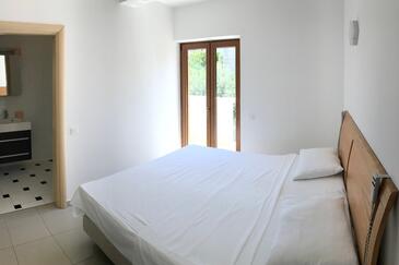 Apartmani s parkingom Supetar, Brač - 21110