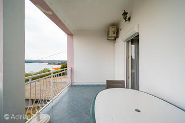 Apartments and rooms by the sea Posedarje, Novigrad - 21123