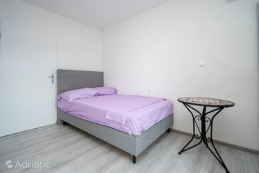 Apartmaji in sobe ob morju Posedarje, Novigrad - 21123