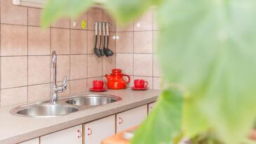 Ferienwohnungen mit Parkplatz Puntinak (Brac) - 21128