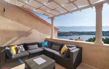 Apartmanok parkolóhellyel Puntinak, Brac - 21130