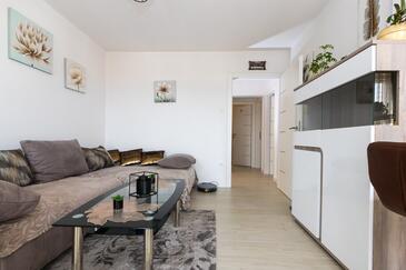 Ferienwohnungen mit Parkplatz Kastel Gomilica, Kastela - 21138