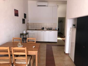 Lejligheder ved havet Zivogosce - Porat, Makarska - 21141