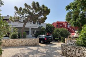 Apartments by the sea Povljana, Pag - 21144
