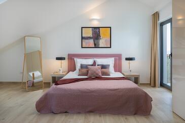 Ferienhaus mit Pool Kastel Novi, Kastela - 21152