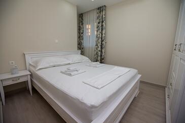 Ferienwohnungen mit Parkplatz Promajna, Makarska - 21175