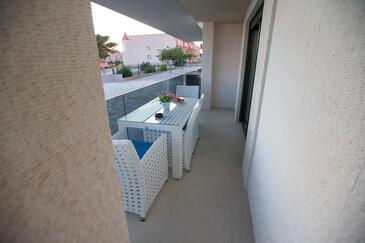 Ferienwohnungen mit Parkplatz Promajna, Makarska - 21175