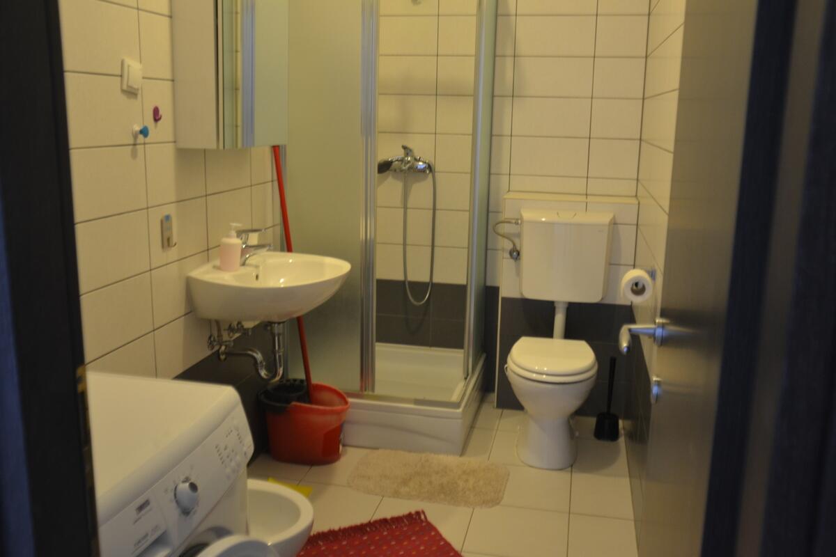A-21179-a - Alloggi privati - Appartamenti con piscina Milna, Brazza - Brač