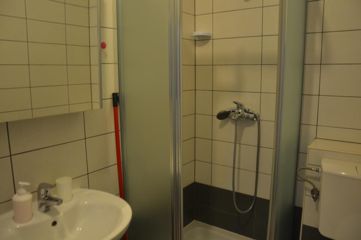 A-21179-a - Alloggi privati - Appartamenti con piscina Milna, Brazza - Brač