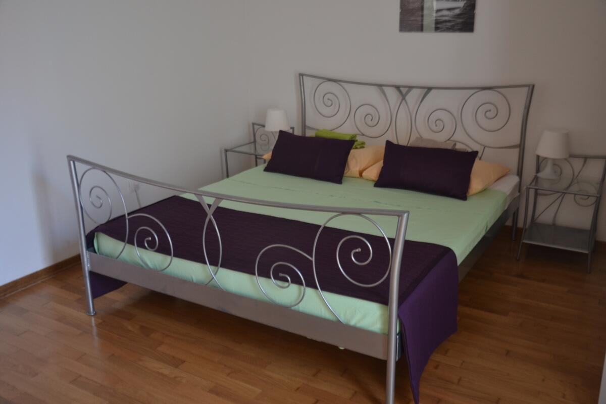 A-21179-a - Alloggi privati - Appartamenti con piscina Milna, Brazza - Brač