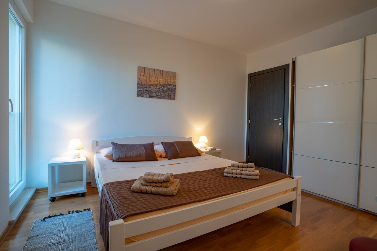 A-21179-b - Alloggi privati - Appartamenti con piscina Milna, Brazza - Brač