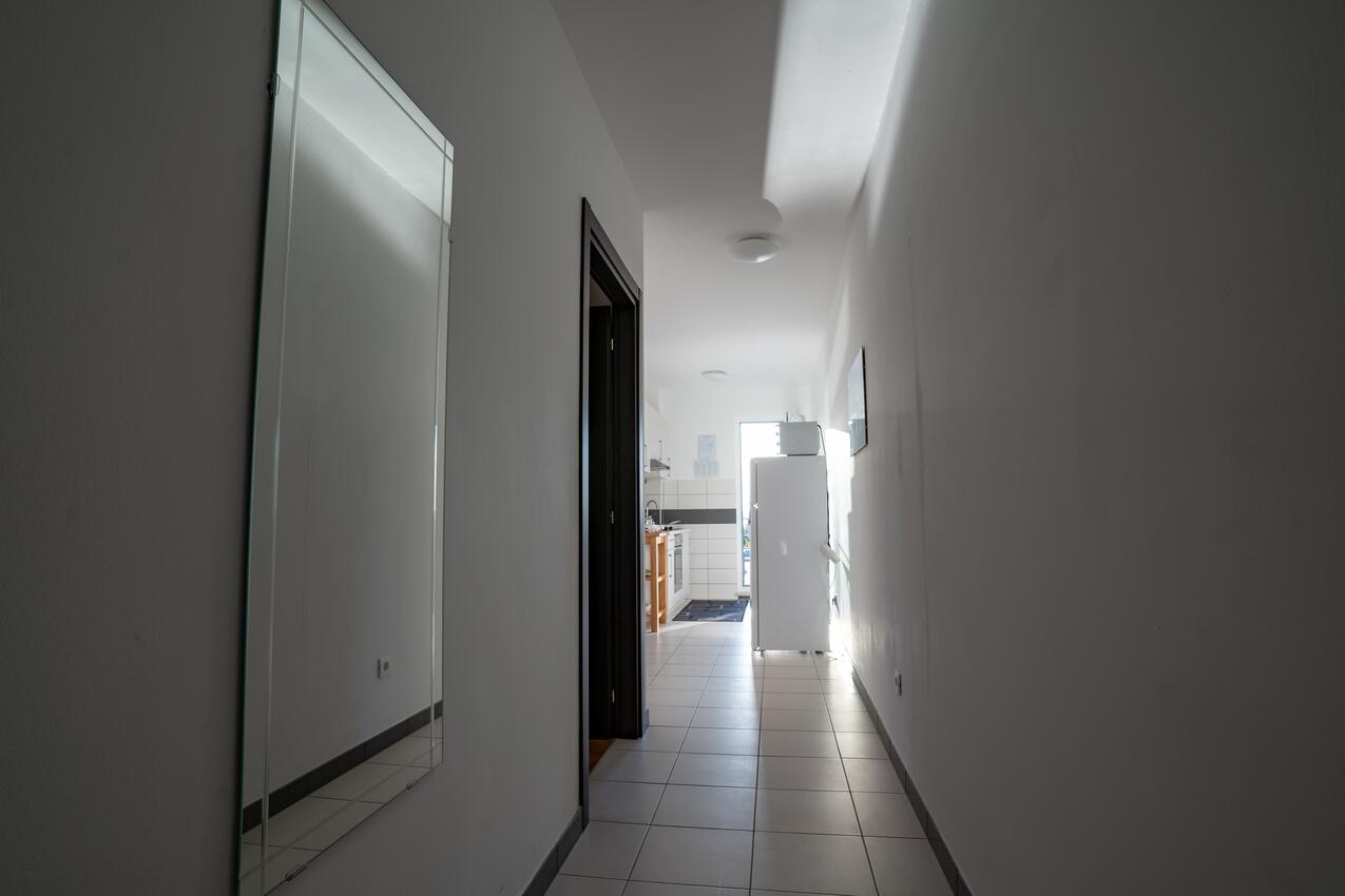 A-21179-b - Alloggi privati - Appartamenti con piscina Milna, Brazza - Brač