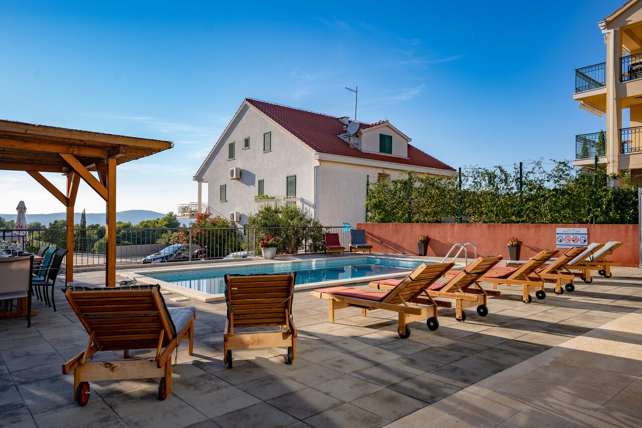 Giardino - Appartamenti con piscina Milna, Brazza - Brač