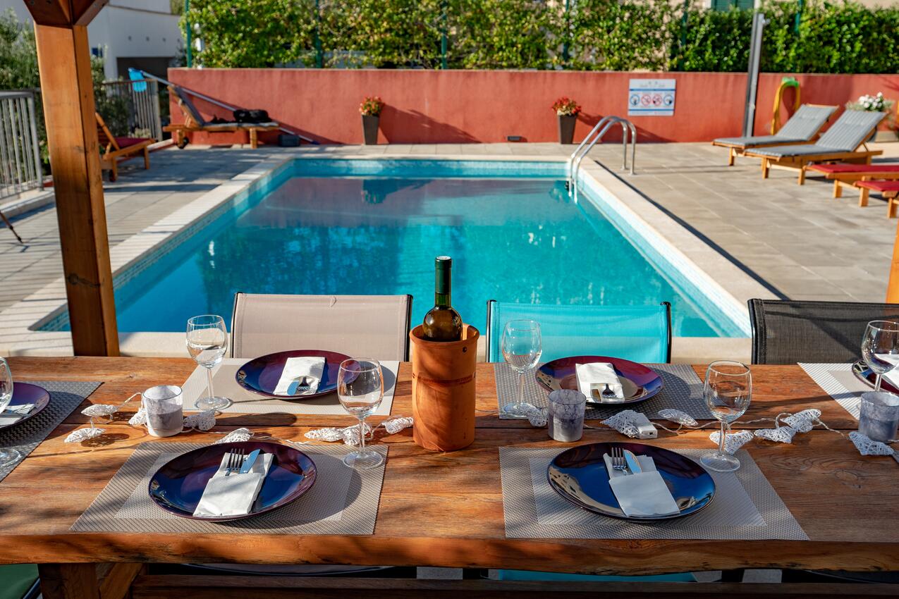 Giardino - Appartamenti con piscina Milna, Brazza - Brač
