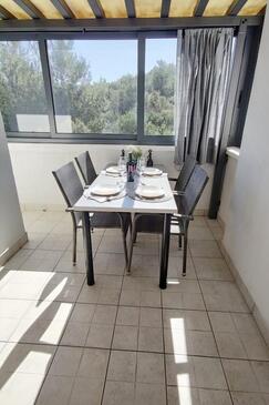 Apartments by the sea Milna, Vis - 21181