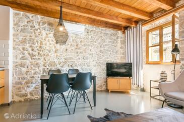 Appartementen aan zee Kastel Stari, Kastela - 21199