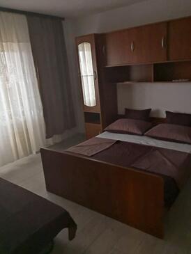 Lejlighedens parkeringsplads Rogoznica - 21200