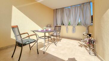 Appartamenti con parcheggio Mareda, Novigrad - 21207