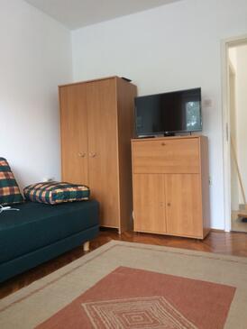 Ferienwohnungen mit Parkplatz Selce, Crikvenica - 21209