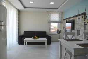 1-Zimmer-Ferienwohnung Promajna 1-Zimmer-Ferienwohnung Promajna, Makarska (A-21213-k)
