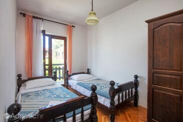 Ferienwohnungen mit Parkplatz Vodice - 21216