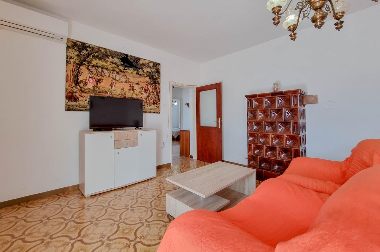 A-21229-b - Privatunterkunft - Ferienwohnungen mit Parkplatz Brtonigla, Novigrad