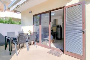 Appartamento di due stanze Novigrad (A-21230-a)