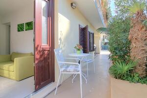 Appartamento di una stanza Novigrad (A-21230-c)